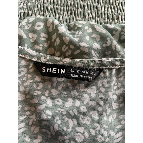 XS Sage Green Animal Print Crop Top Surplice V-Neck Short Sleeve Blouse - Picture 5 of 6